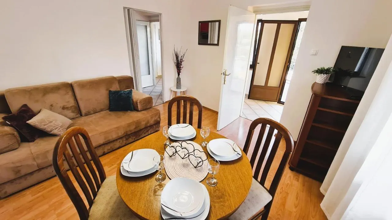 Apartment Gasparac - 30 Meters From The Beach Ika